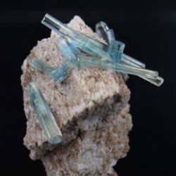 Aquamarine specimens for sale