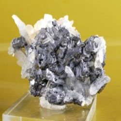 MADAN MINERALS