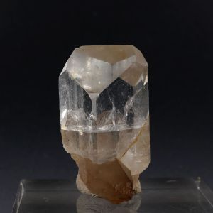 FINE GEM TOPAZ CRYSTAL WITH QUARTZ - MOGOK,MYANMAR | 30 X 35 X 20 MM | 140 CT (© ROCKSHOP.CZ) | Buy at $690