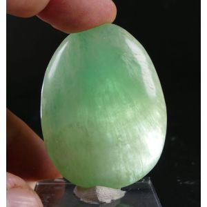 GREEN FLUORITE PALM STONE FROM MADAGASCAR | 52 MM | 63 GRAM (© ROCKSHOP.CZ) | Buy at $11.95