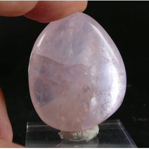 ROSE QUARTZ PALM STONE FROM MADAGASCAR | 45 MM | 42 GRAM (© ROCKSHOP.CZ) | Buy at $8