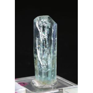 FINE GEMMY BLUE AQUAMARINE CRYSTAL - HUTAG ULL ORD, MONGOLIA | 26 X 9 X 7 MM (© ROCKSHOP.CZ) | Buy at $200
