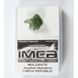 NATURAL RAW MOLDAVITE SPECIMEN 0.96 GRAM | COA & BOX (© ROCKSHOP.CZ) | Buy at $40