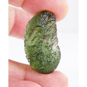 FINE MOLDAVITE NATURAL RAW SPECIMEN 7.4 GRAM | 34 X 19 X 11 MM | COA & BOX (© ROCKSHOP.CZ) | Buy at $460