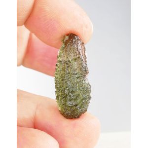 FINE MOLDAVITE 3.3 GRAM - PERFECT TEAR DROP SPECIMEN | 30 X 13 X 8 MM | COA & BOX | ***TOP*** (© ROCKSHOP.CZ) | Buy at $279